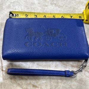 Coach Long Zip Around Horse Carriage Wallet/Wristlet